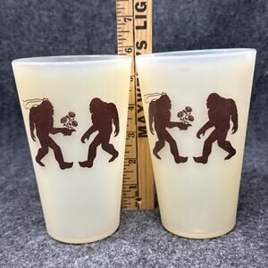 Silicone Pint Glasses ft. Sasquatch & Mrs. Sasquatch Wedding Theme Unbreakable